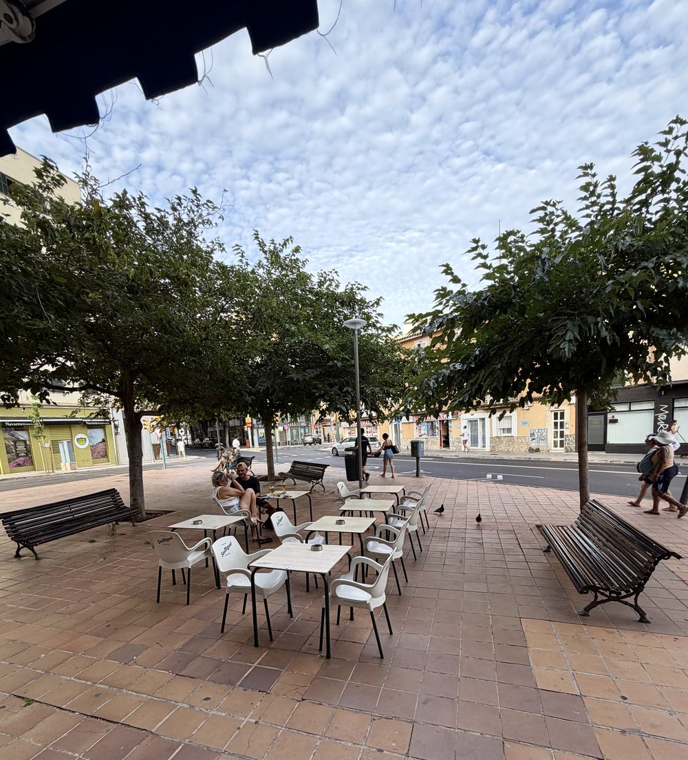 Cafetería Bar Luna Llena en Santa Catalina - Desayunos y tapas tradicionales